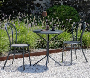 Metal garden furniture